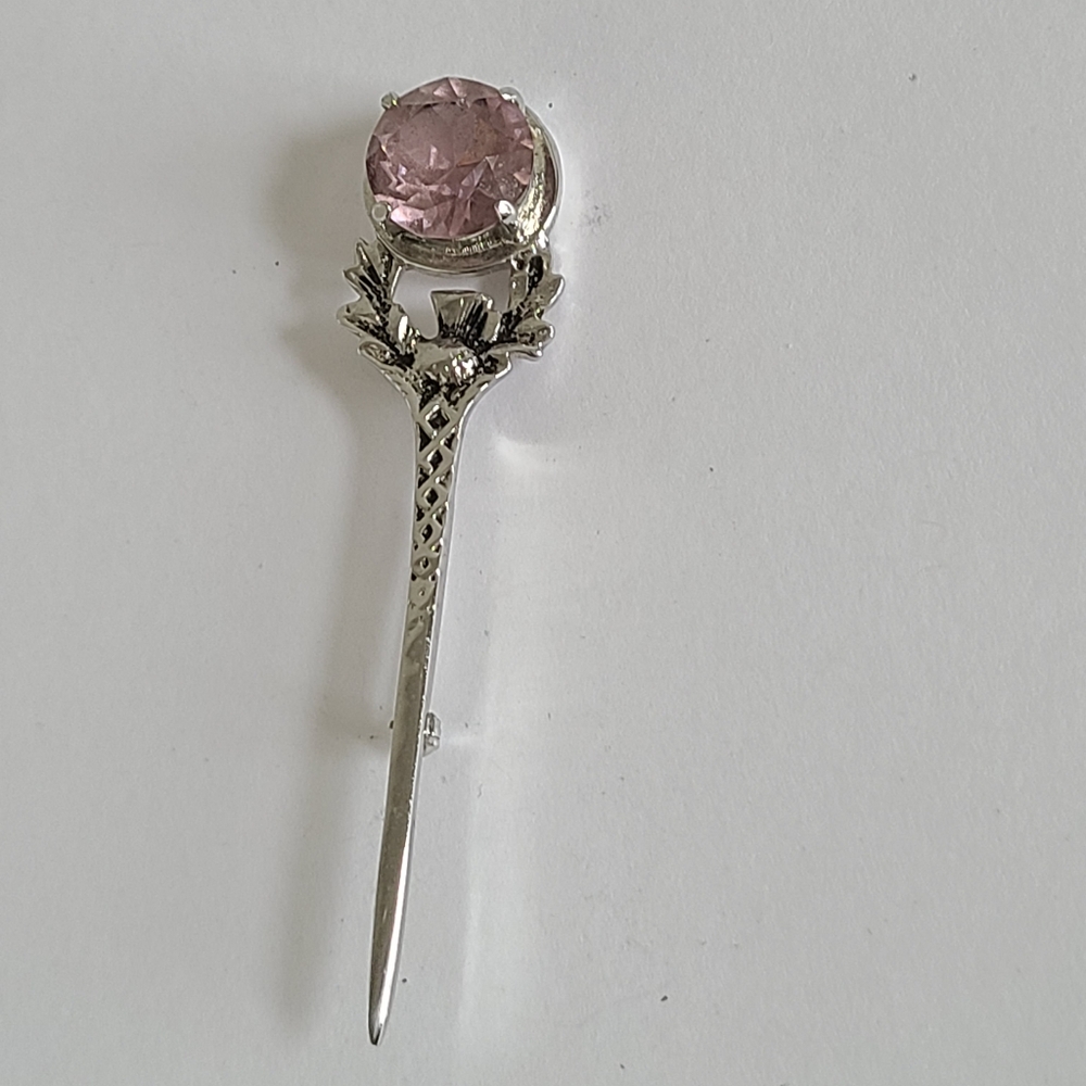 Vintage Silver Tone Pink Amethyst Glass Scottish Thistle Sword Kilt Brooch Pin - Picture 2 of 12